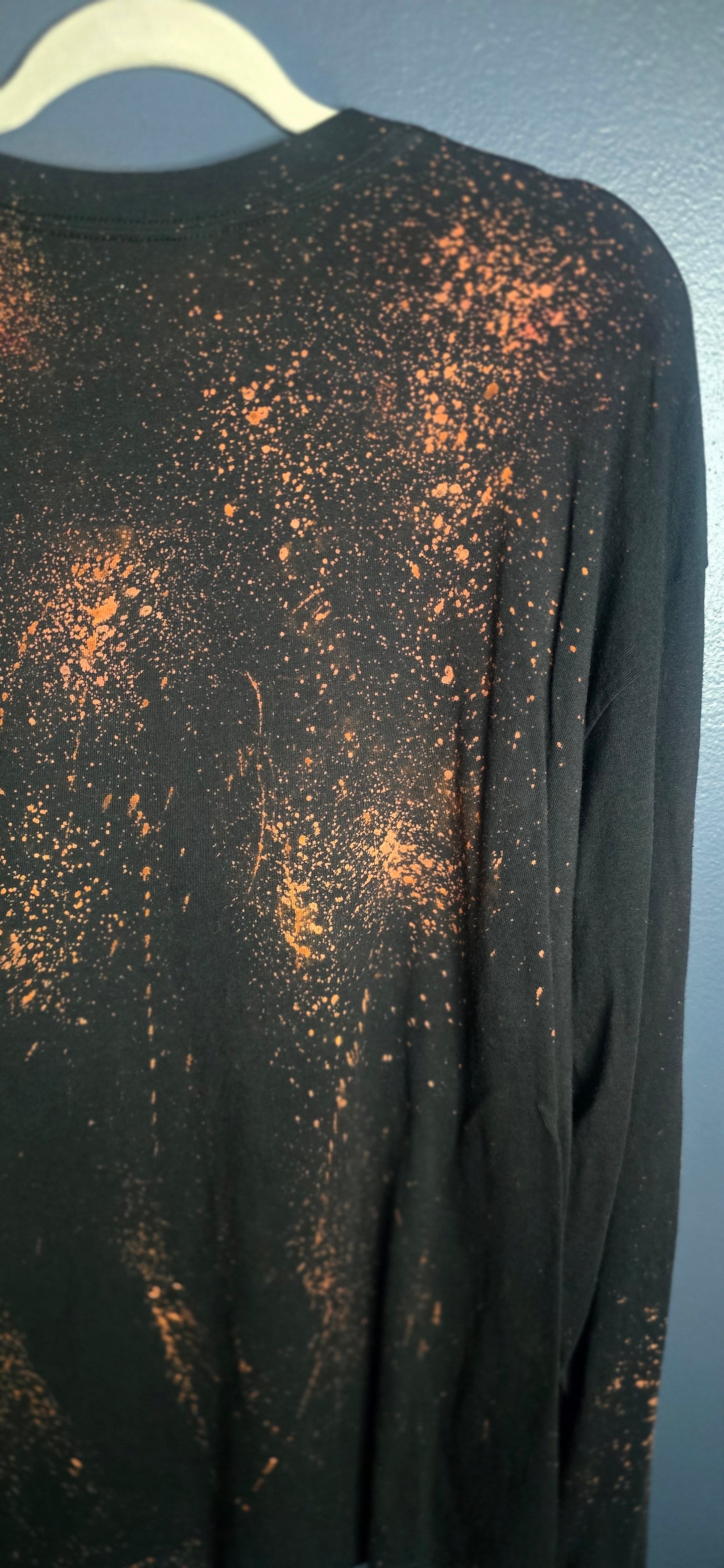 Gildan Heavy Cotton Long Sleeve Tee XL Unisex “True Crime Junkie” Graphic Black