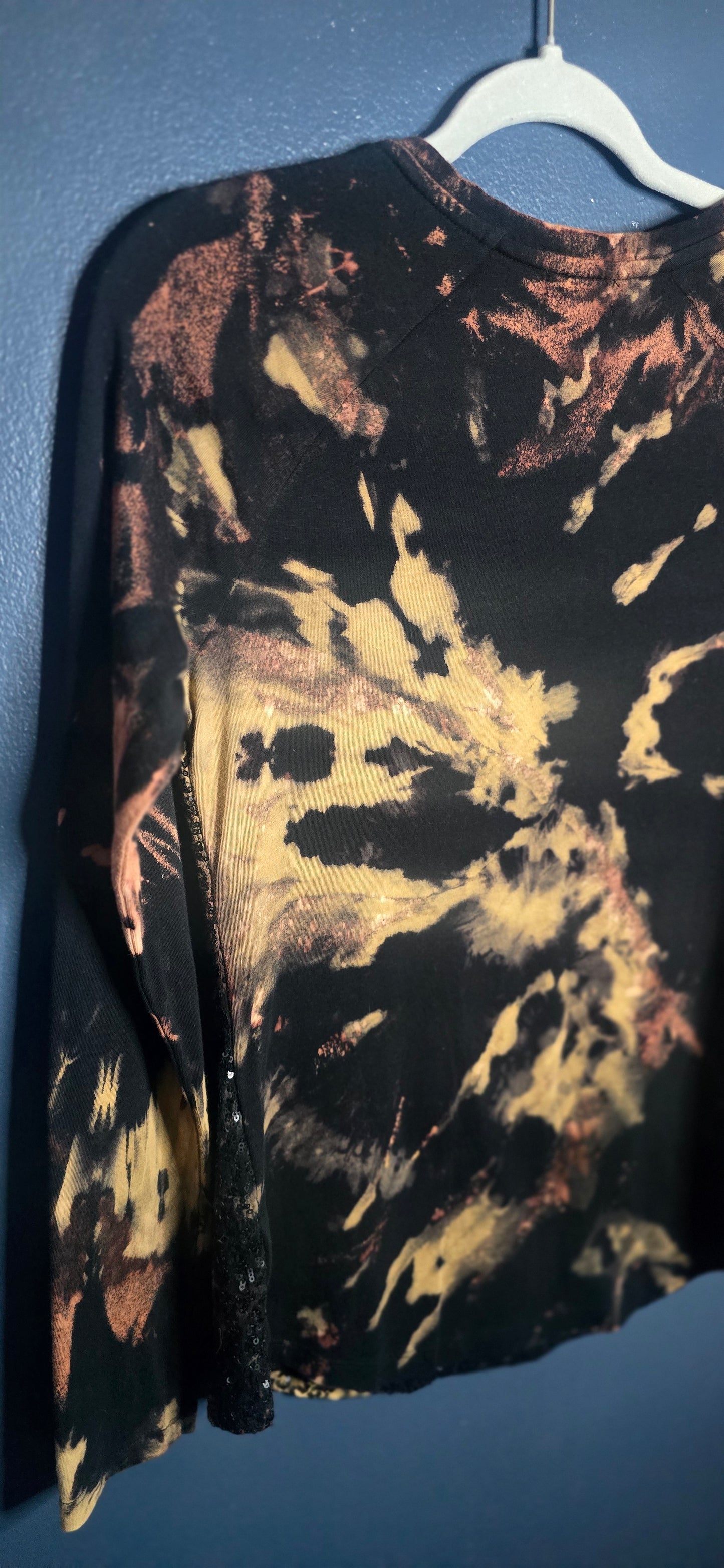 π€ Bleached + Sequin Old Navy Long Sleeve β Size Medium
