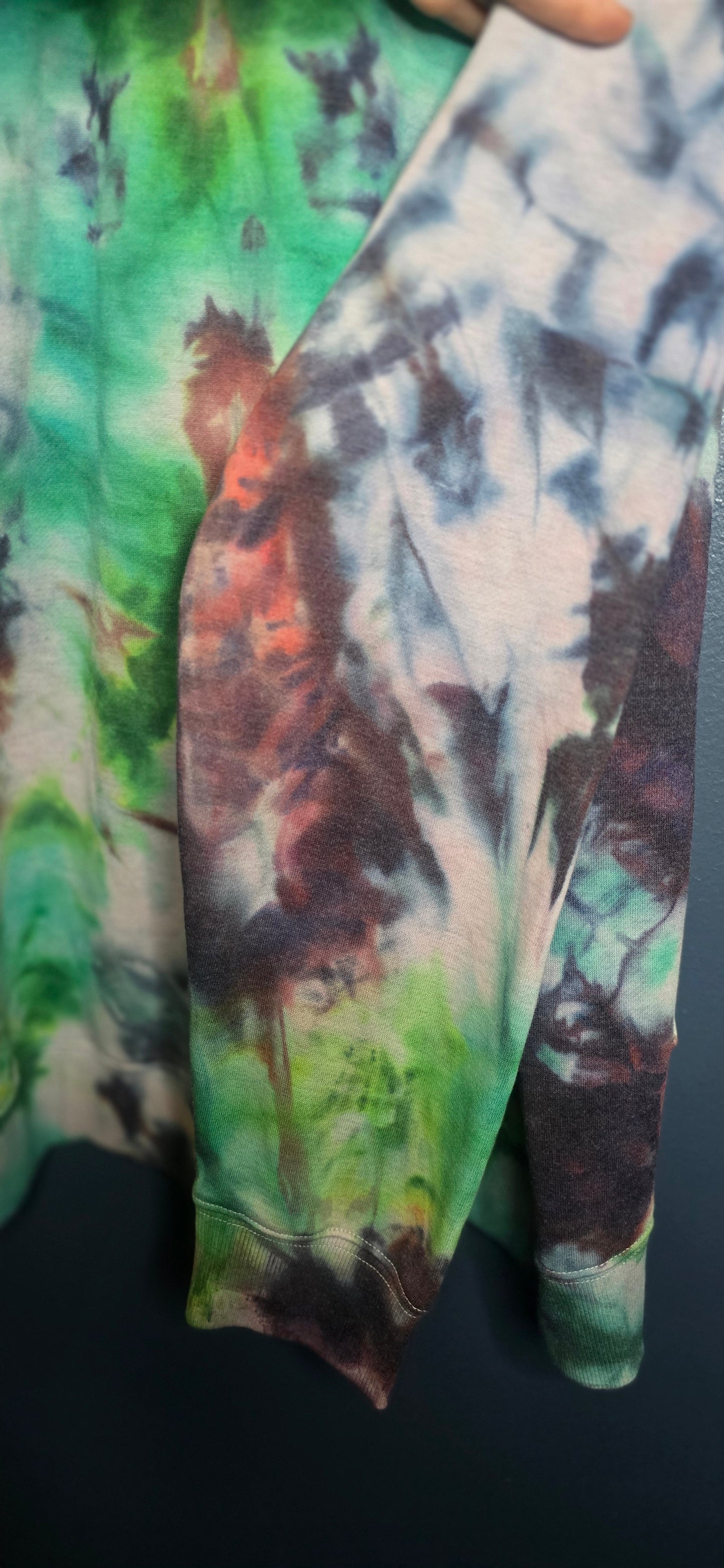 ๐ฟ FOREST SHADOW ZIP HOODIE โ XL ๐ฟ