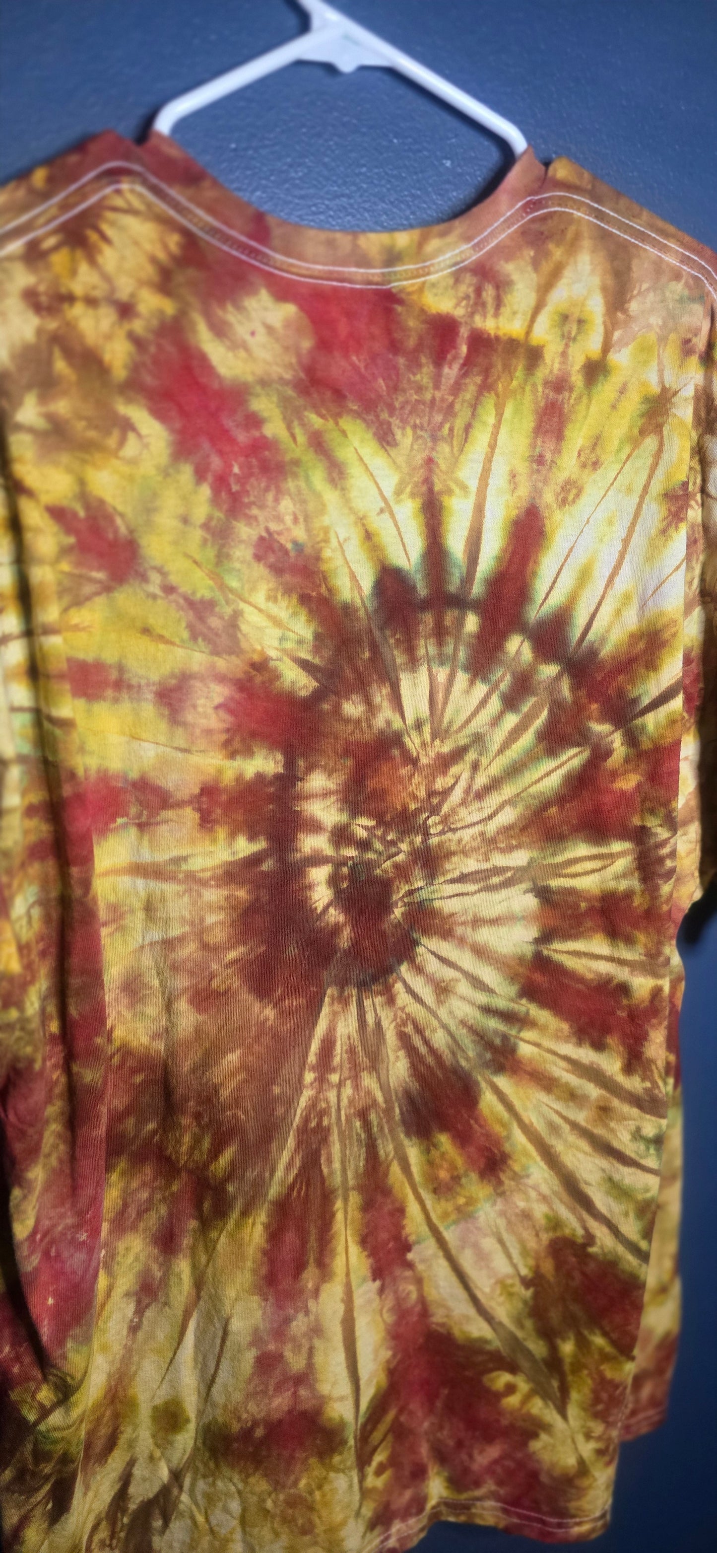 ππͺ Golden Maple Spiral Tee β Gildan Heavy Cotton 2XL