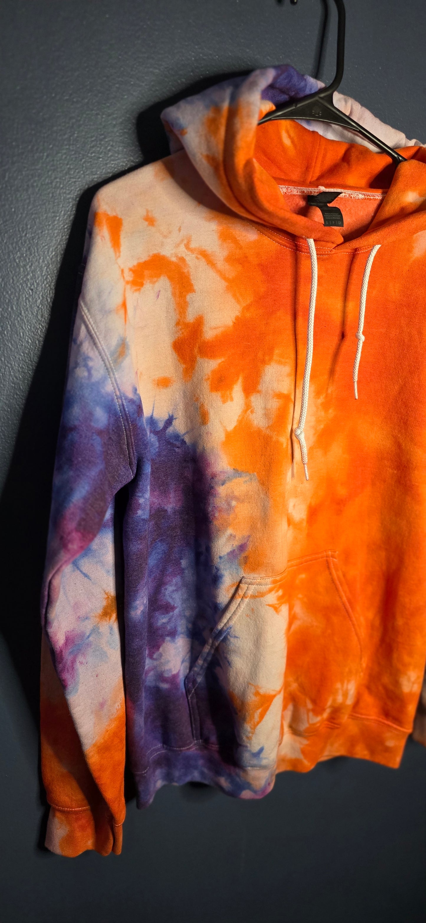 🔥 SUNSET DREAM TIE-DYE HOODIE — SIZE SMALL