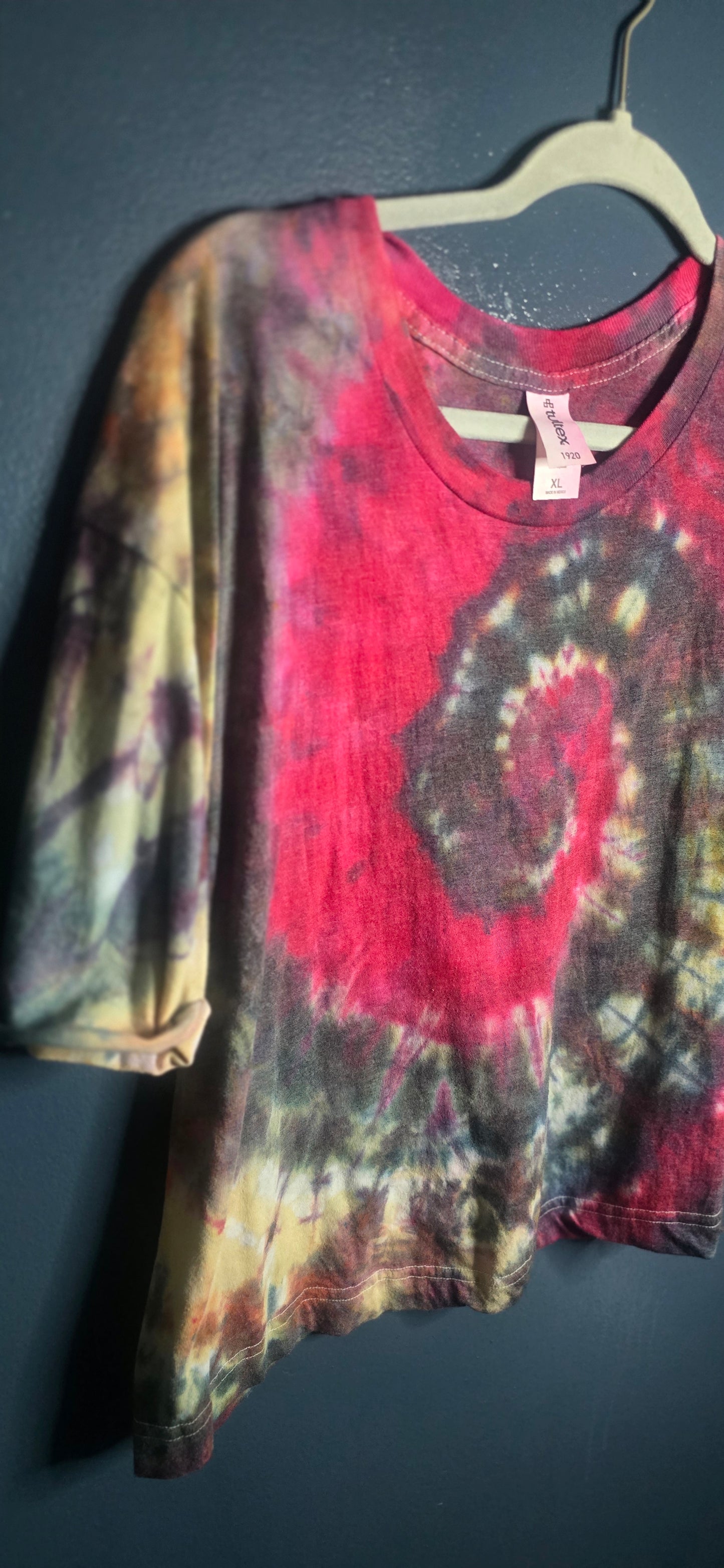 Tie Dye Spiral Crop Tee XL Women’s Short Sleeve Multicolor
