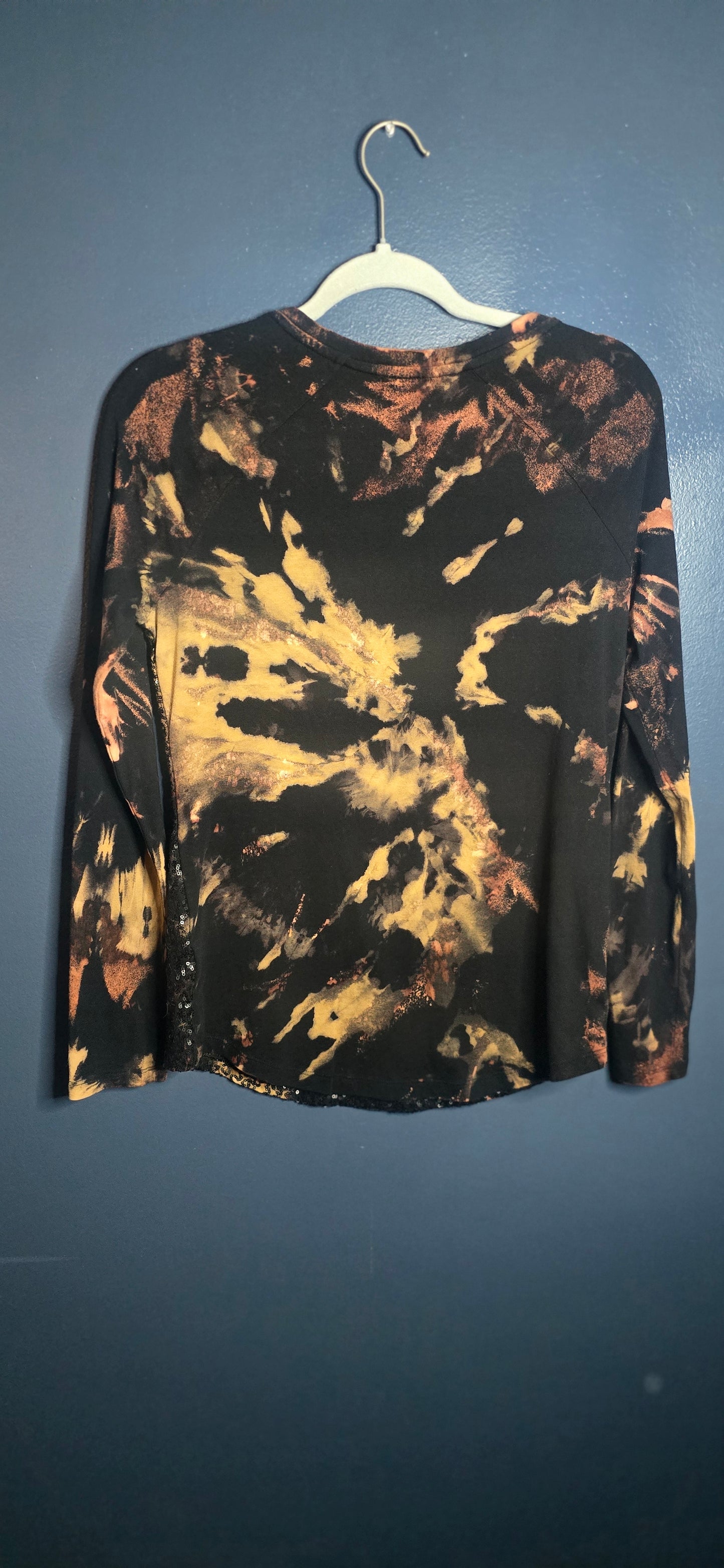 🖤 Bleached + Sequin Old Navy Long Sleeve – Size Medium