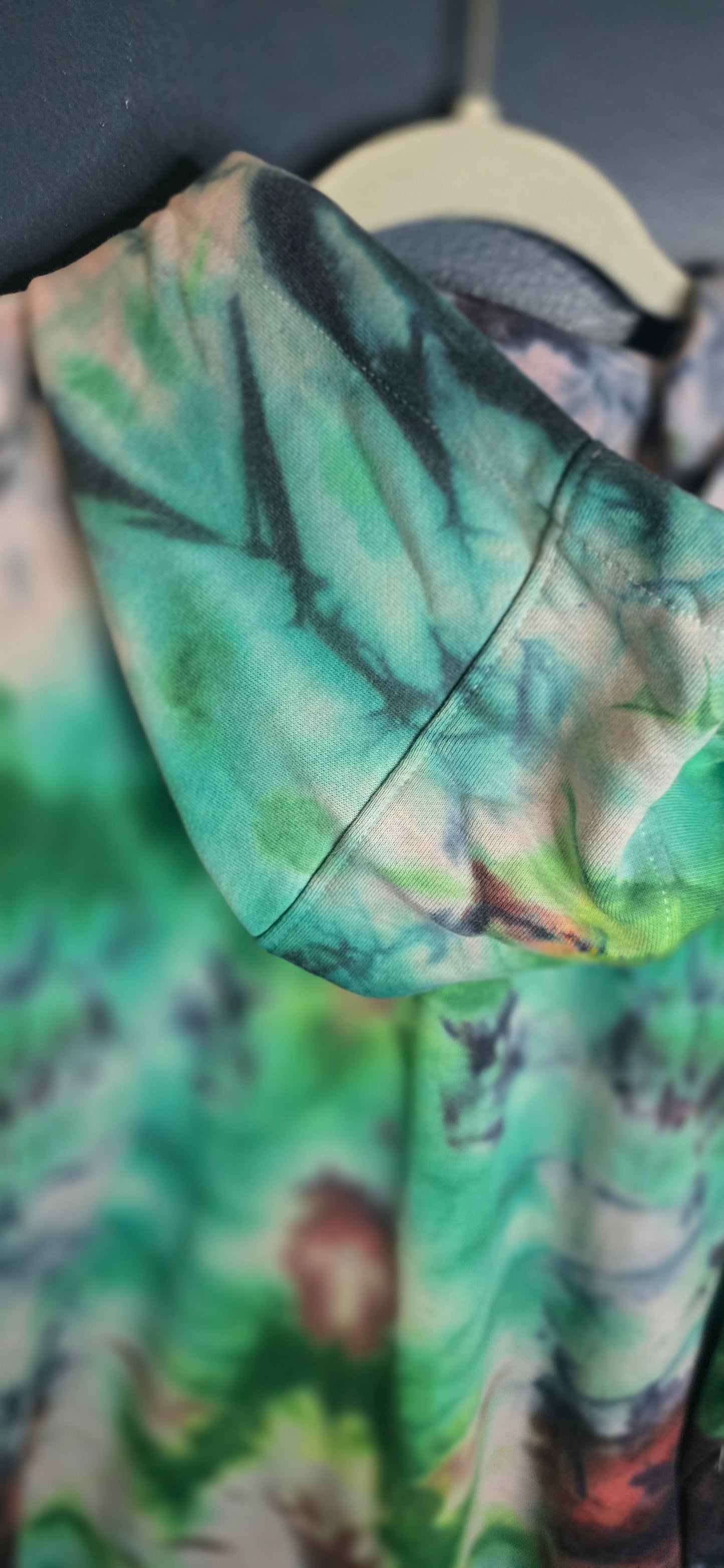 🌿 FOREST SHADOW ZIP HOODIE — XL 🌿