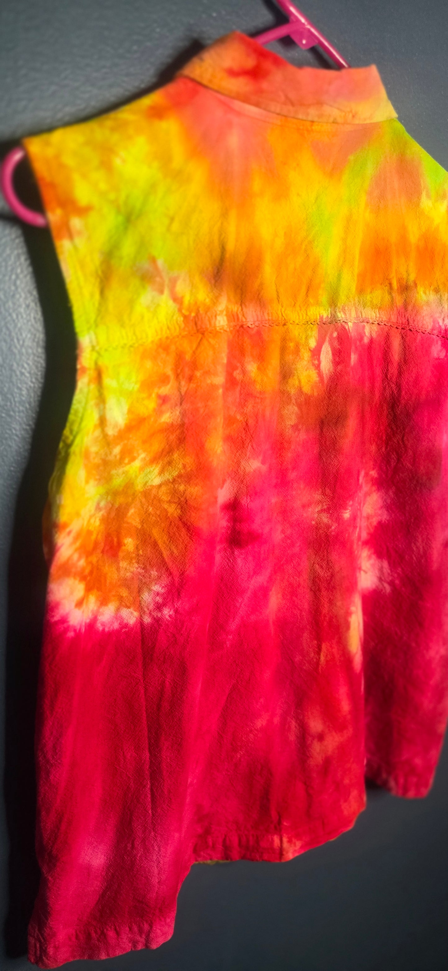 🌈 Hand-Dyed Erika Sleeveless Button-Up – Size Large