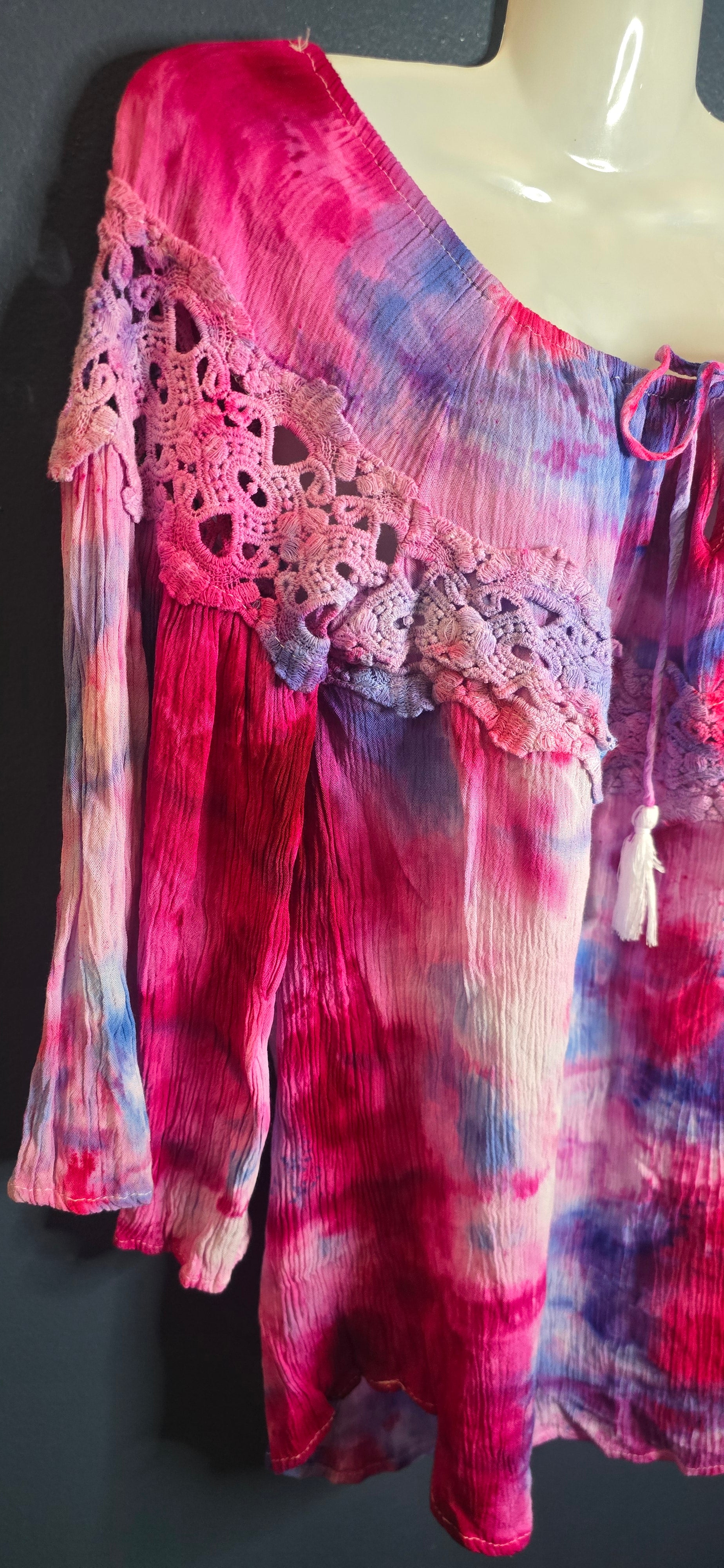 💗 BERRY SKY BOHO TOP — MEDIUM 💗