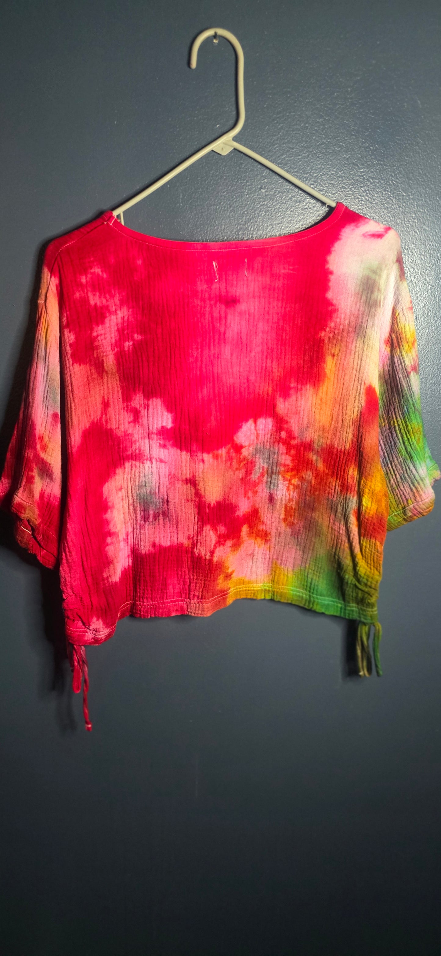🌈 Hand-Dyed Gauze Crop Top – Size 2X