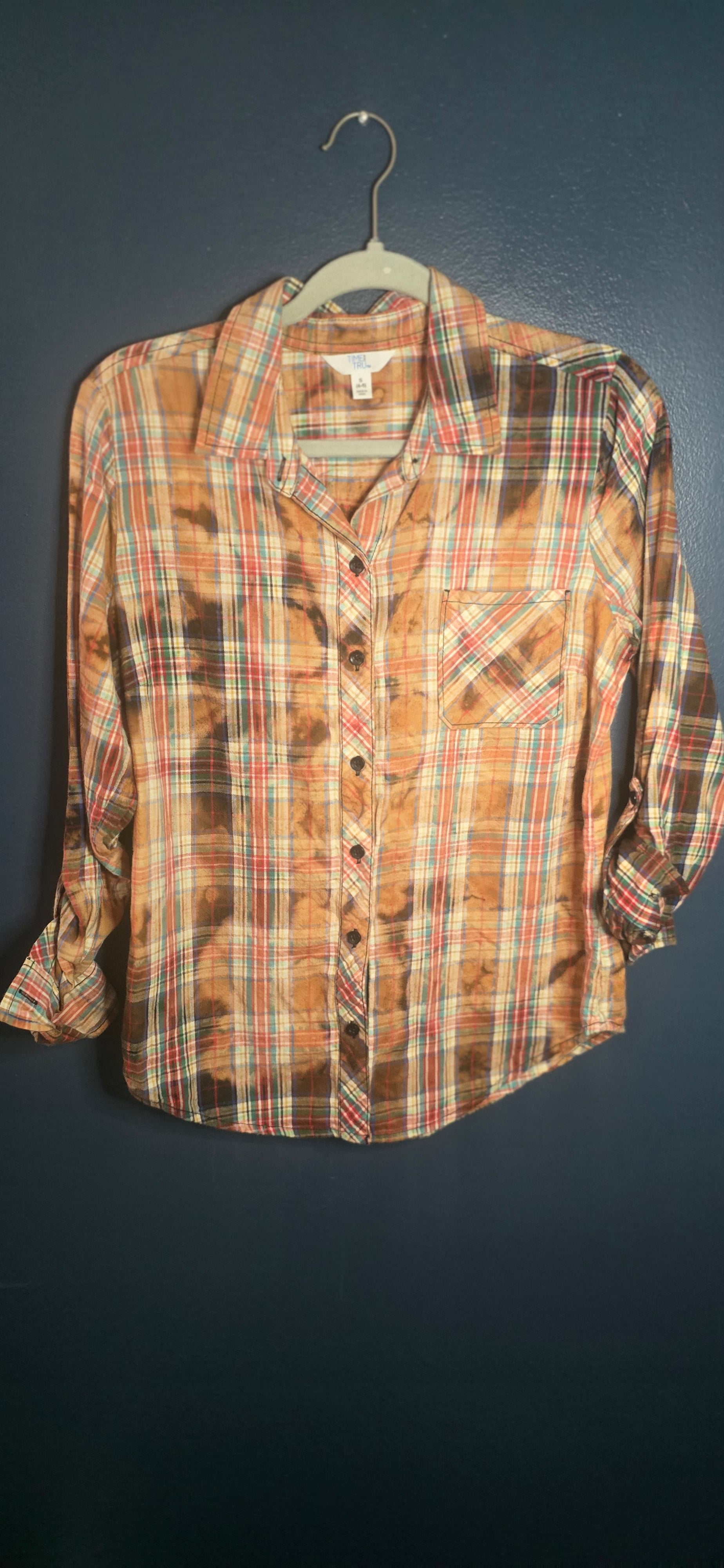Time & Tru Color-Removed Flannel – Size Small 🍂🔥