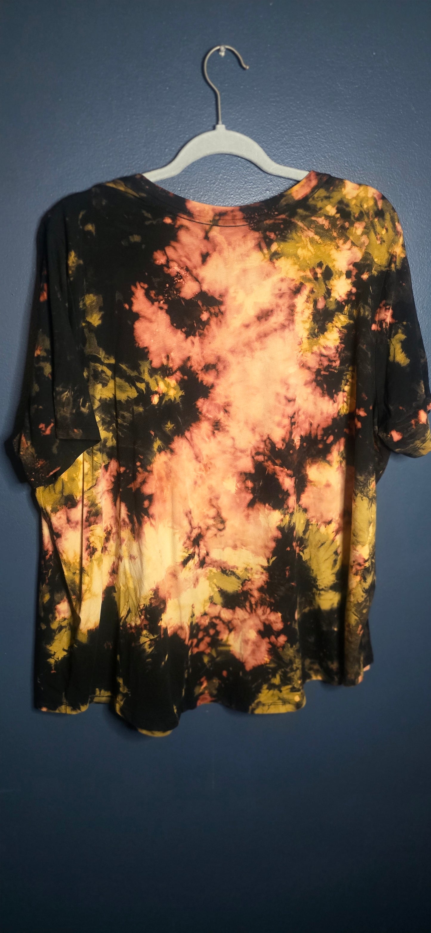 🖤🔥 Acid Burst Tie-Dye T-Shirt – Terra & Sky 2X (20W–22W)