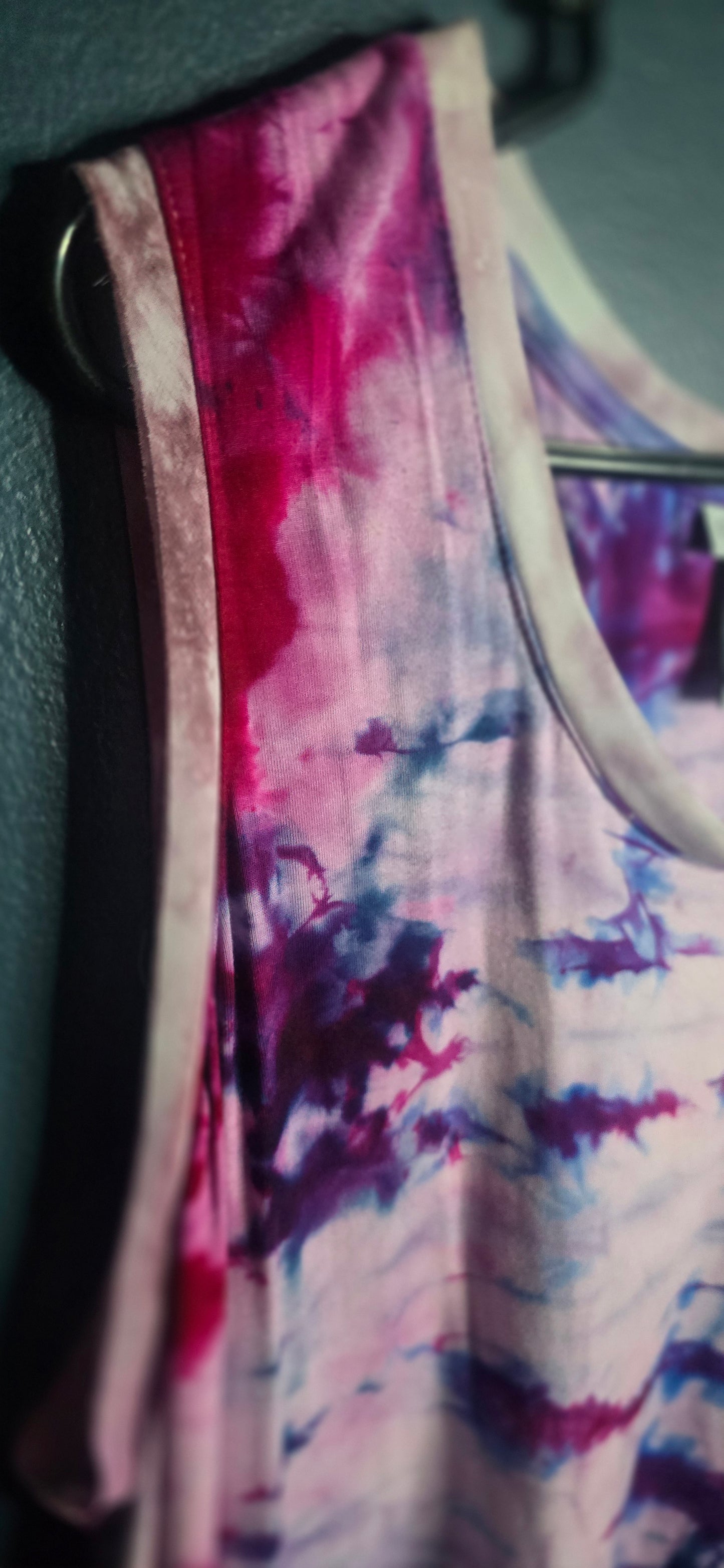 Catherines Tie Dye Sleeveless Tank Top Women’s 1X 18/20W Purple Pink Layered Hem