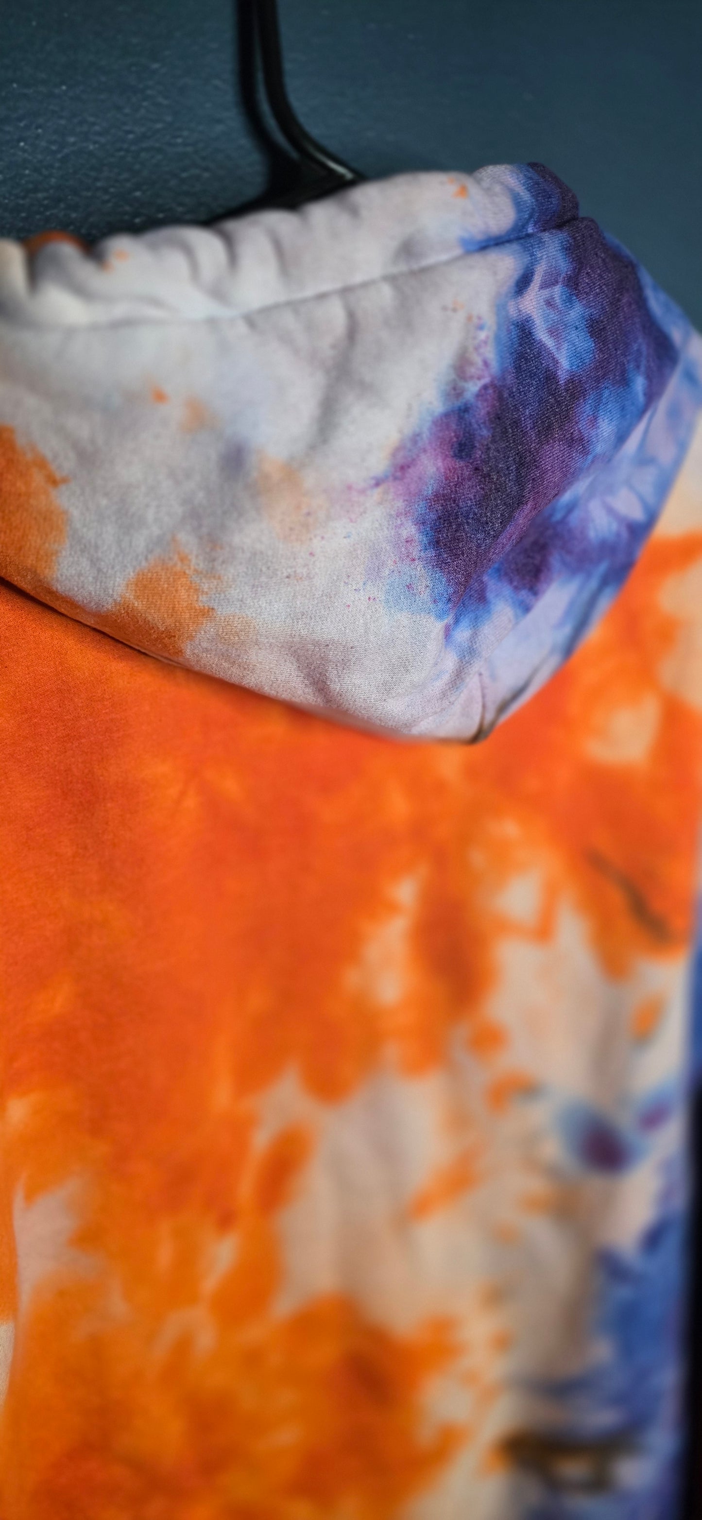 🔥 SUNSET DREAM TIE-DYE HOODIE — SIZE SMALL