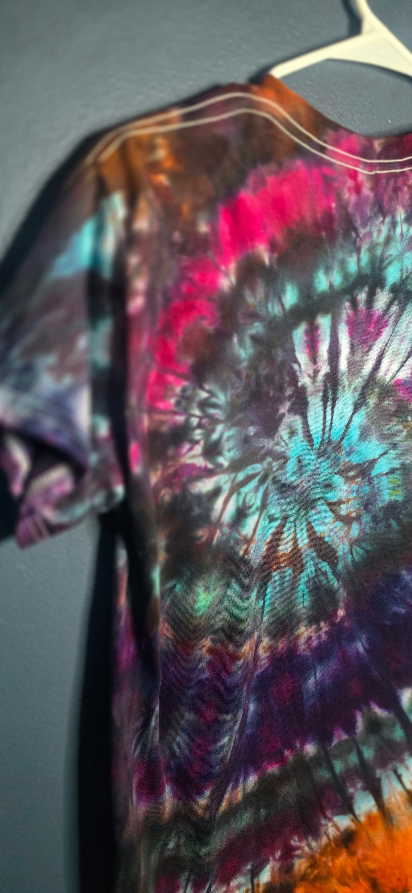 👻 BOO-JEE Tie-Dye Tee – Size Small