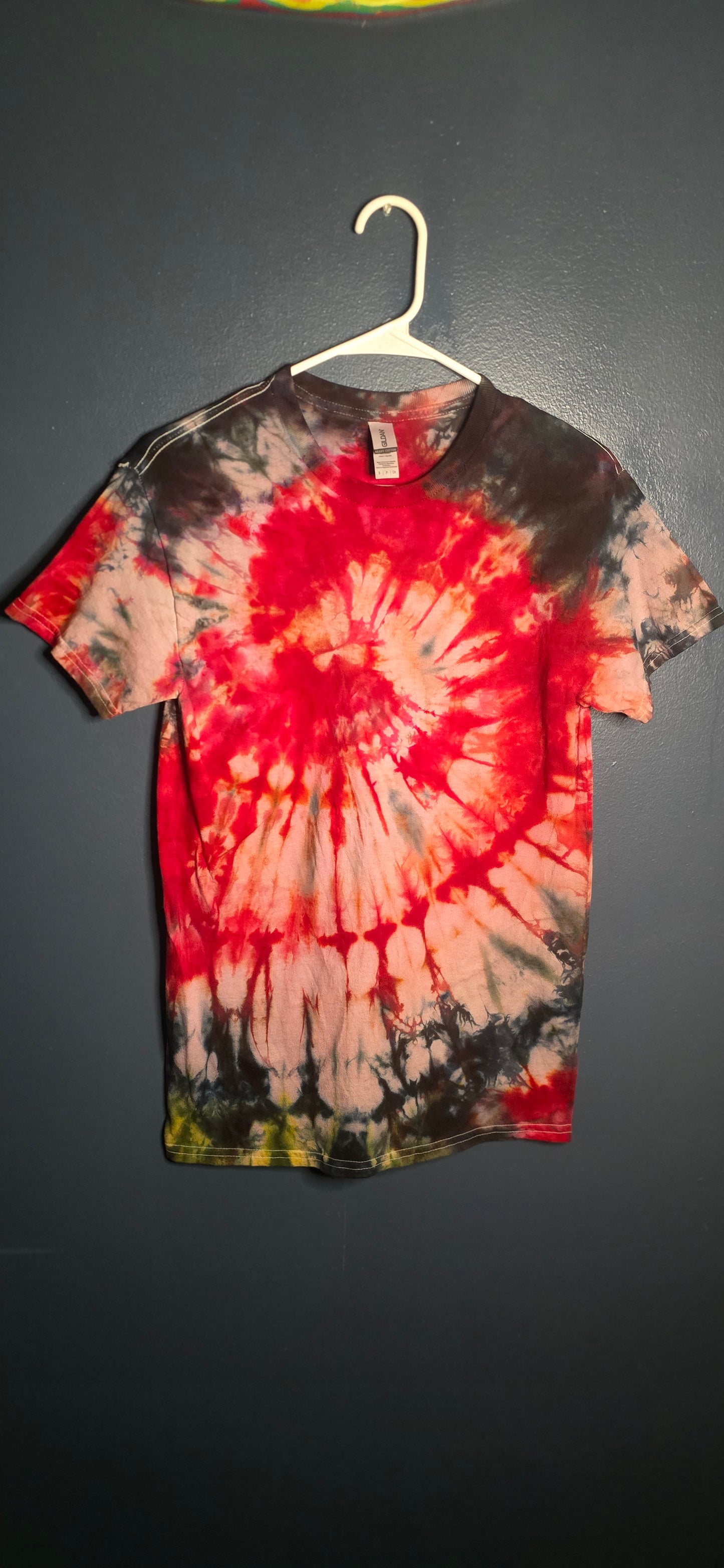 🌀 Hand-Dyed Red Black + Sand Spiral Tee (Size Small)