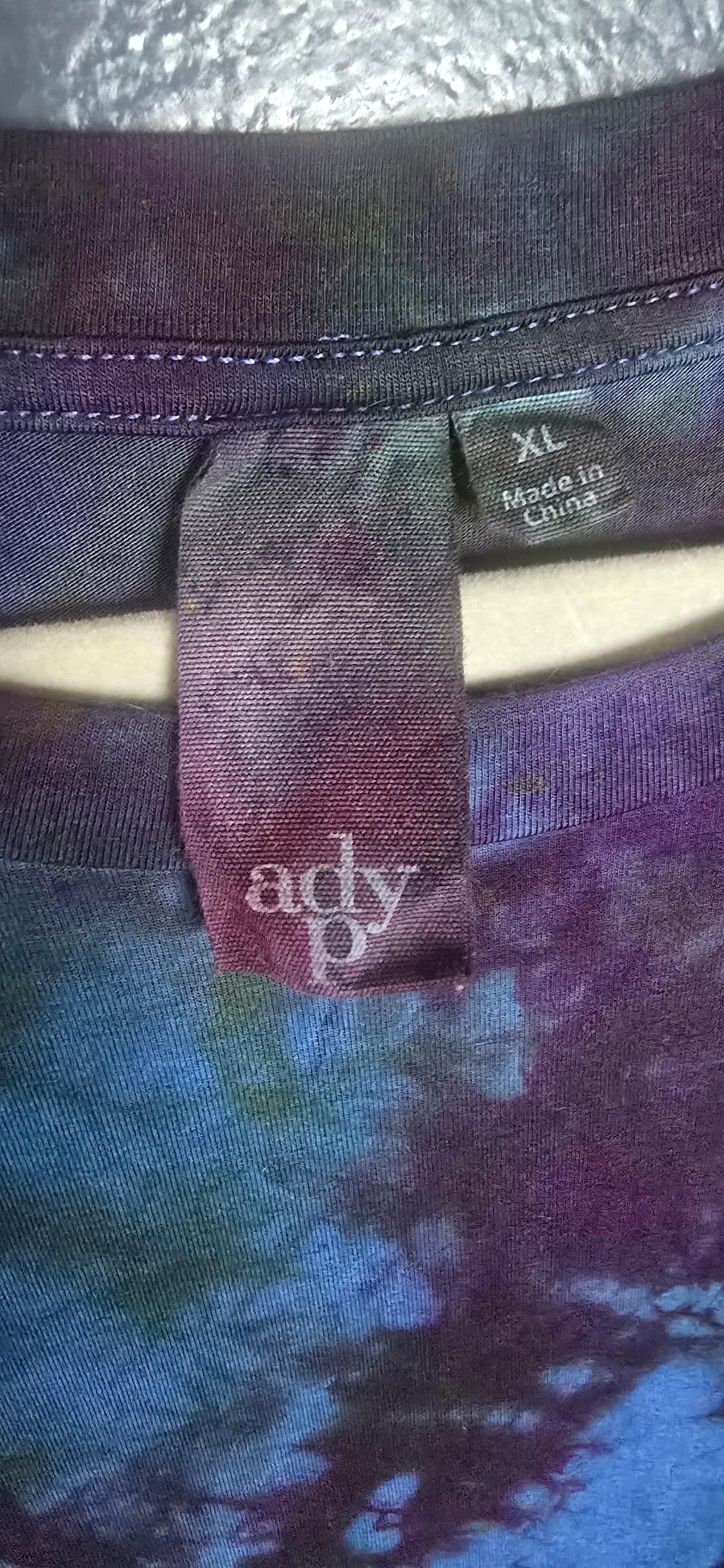 XL – Ady P Upcycled Tie-Dye Sleeveless Tunic 💫