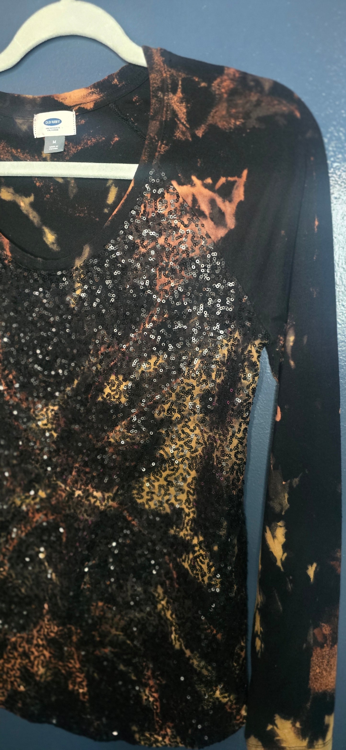 🖤 Bleached + Sequin Old Navy Long Sleeve – Size Medium