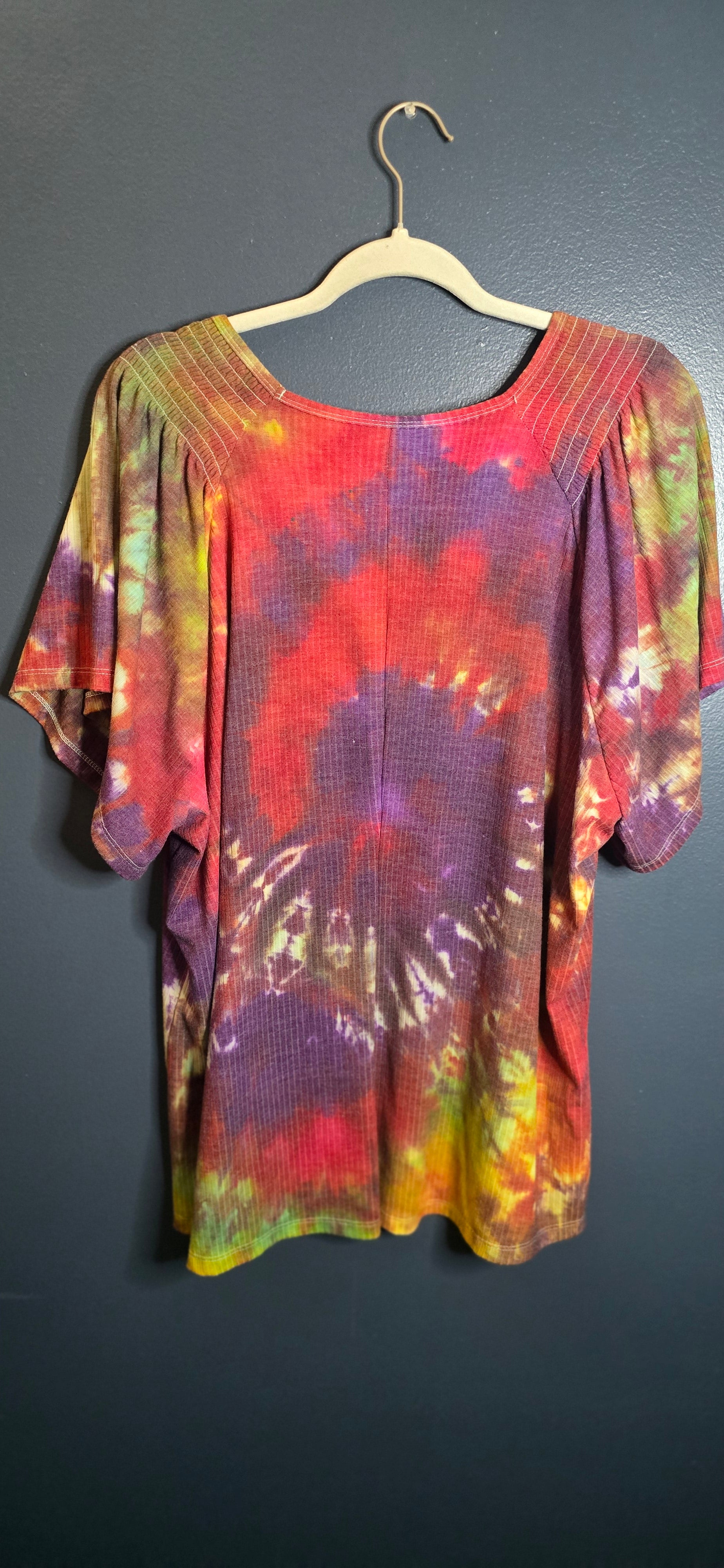 🍂 HARVEST SUNSET RIBBED V-NECK TOP —  2XL 🍂