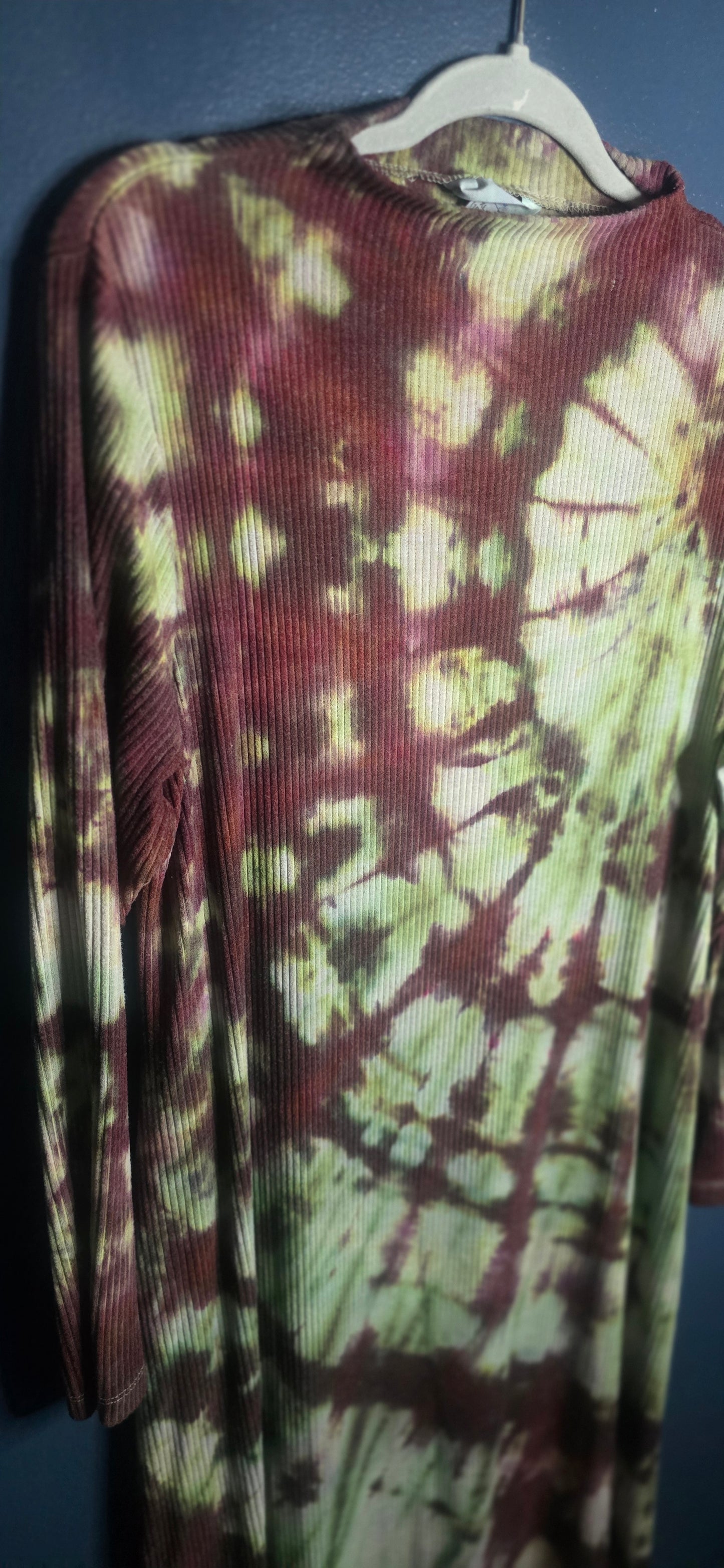 Time and Tru Tie Dye Ribbed Long Sleeve Top XL 16–18 Green Purple Brown Stretch