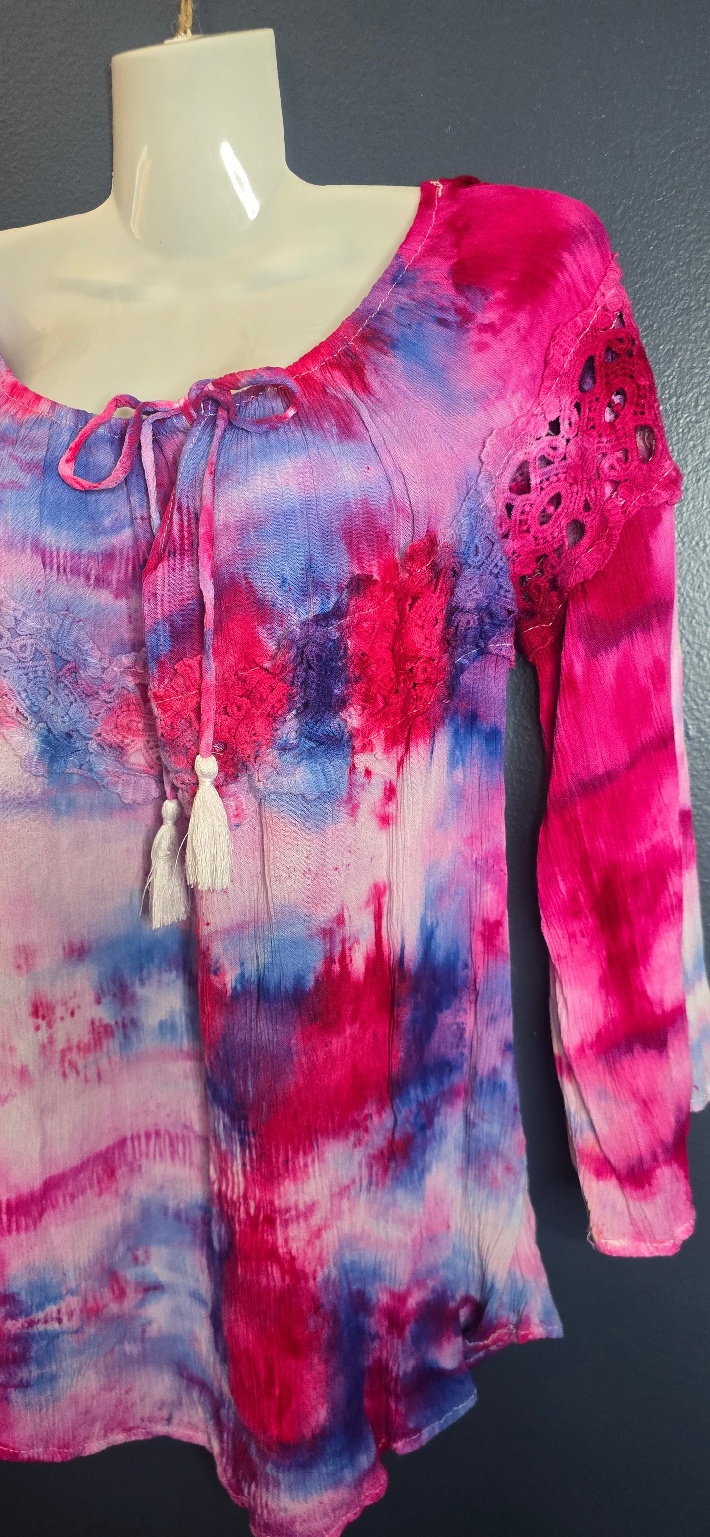 💗 BERRY SKY BOHO TOP — MEDIUM 💗