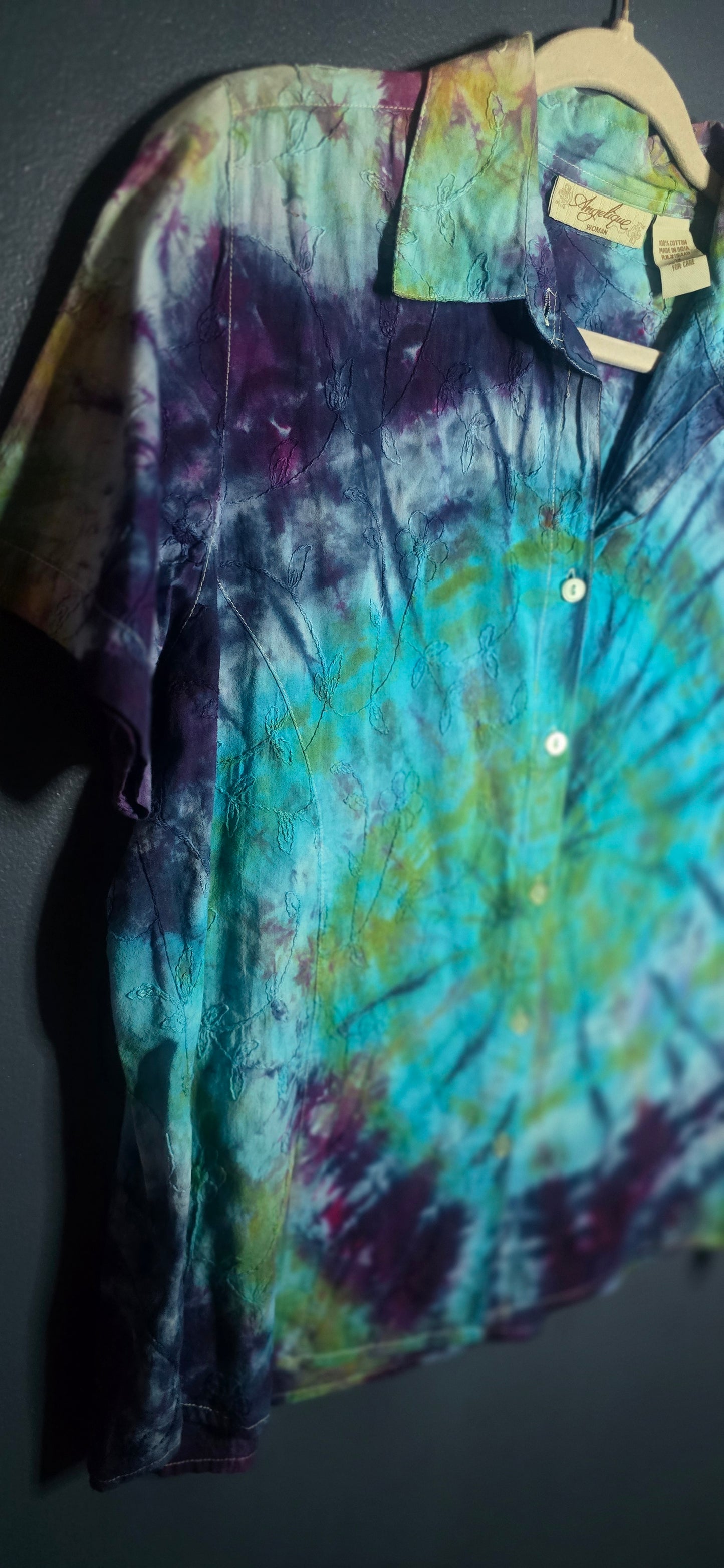 🌈 Hand-Dyed Cotton Button-Up – Size 2X