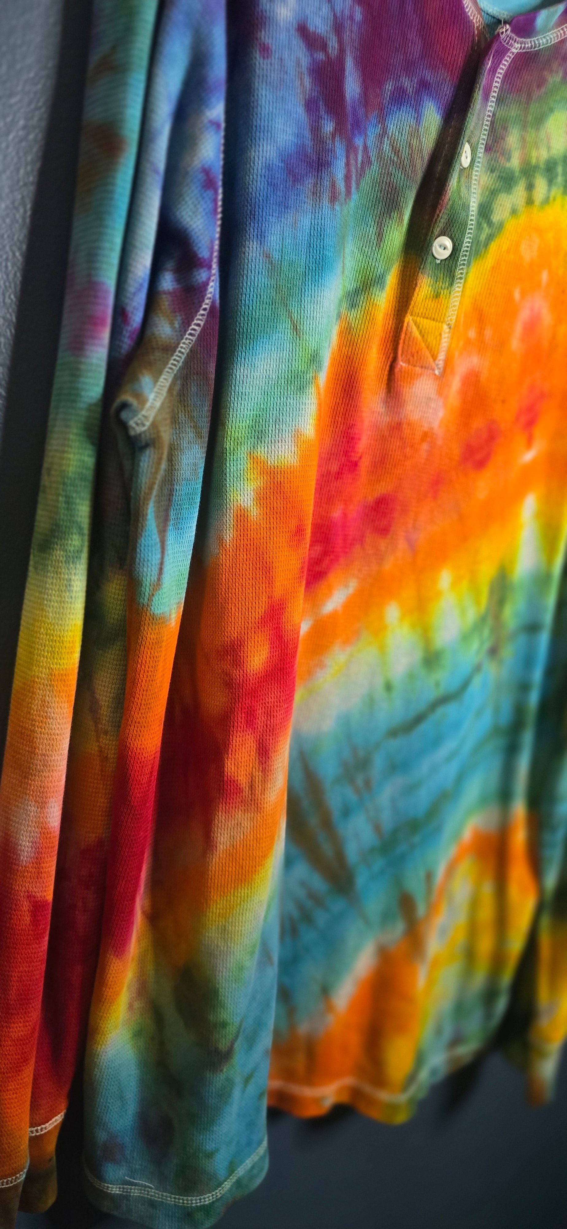 🌈 Upcycled Tie-Dye Thermal Henley – Size XXL