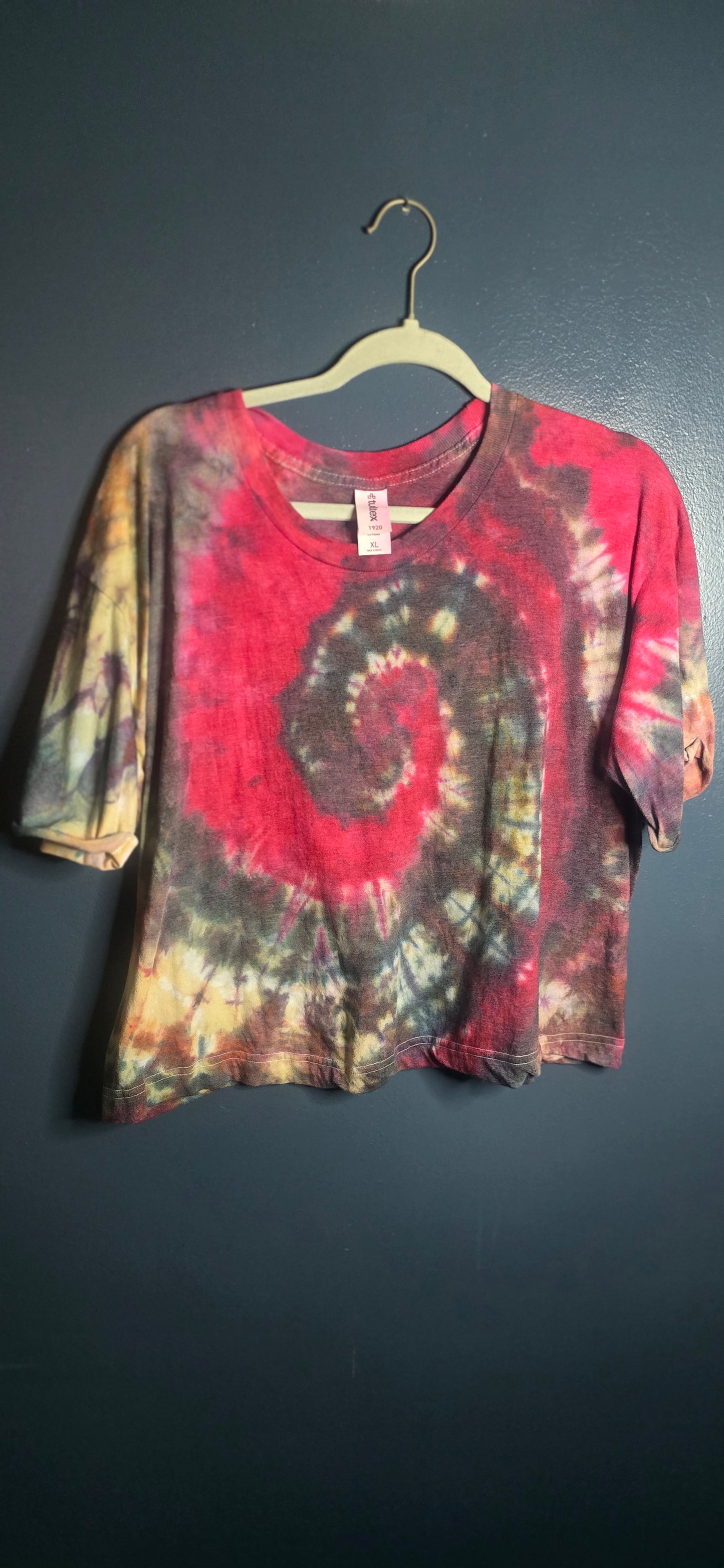 Tie Dye Spiral Crop Tee XL Women’s Short Sleeve Multicolor