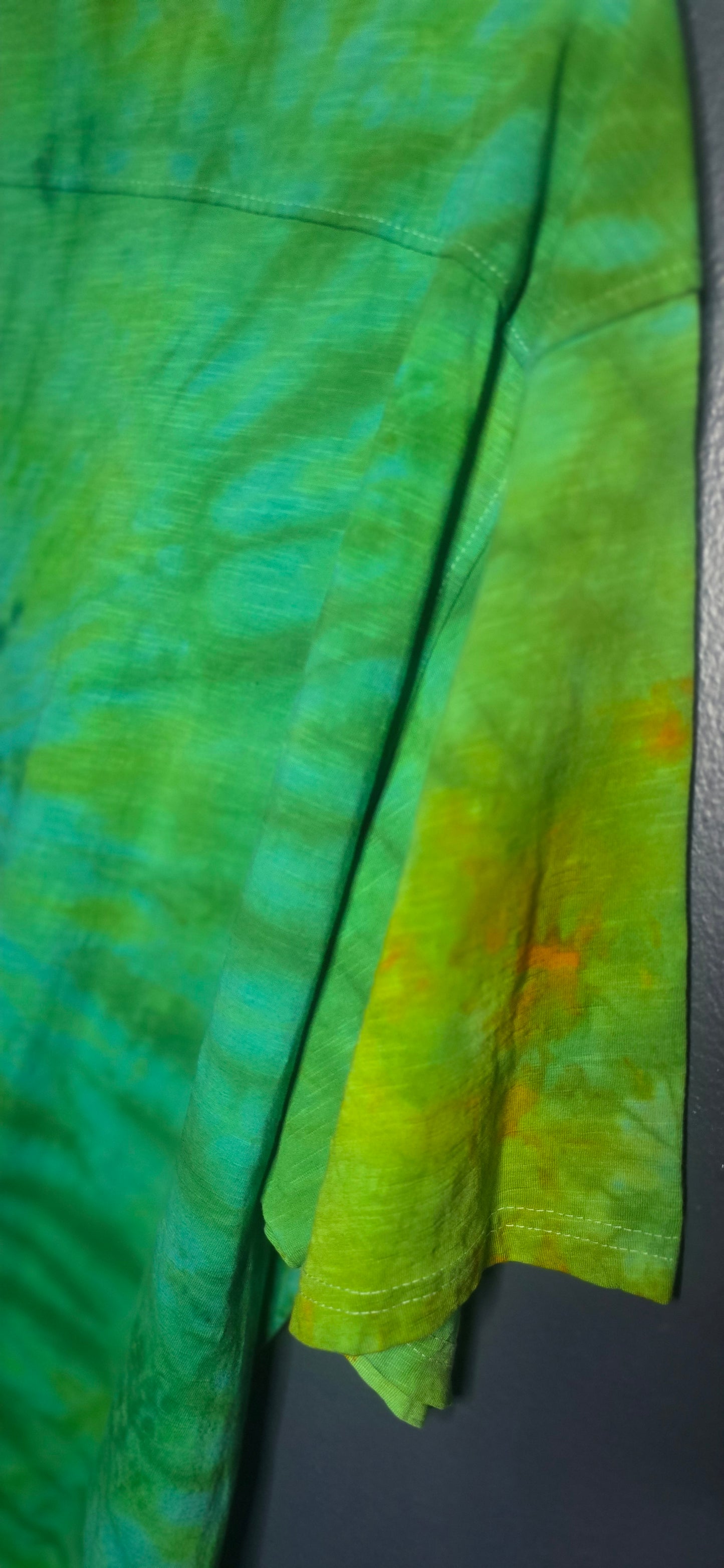 💚 Vivid Green Spiral Button-Up – George – Size 3XL (54–56)