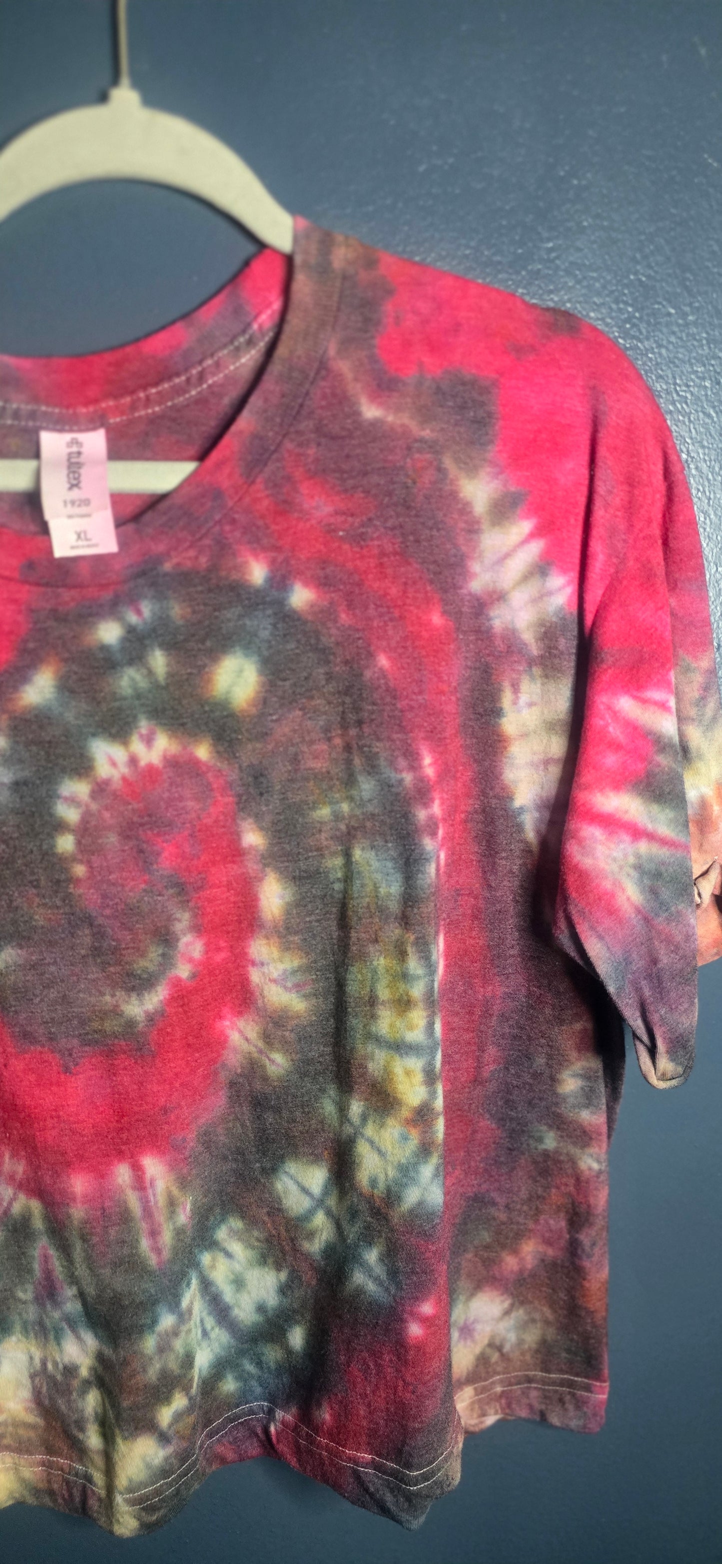 Tie Dye Spiral Crop Tee XL Women’s Short Sleeve Multicolor