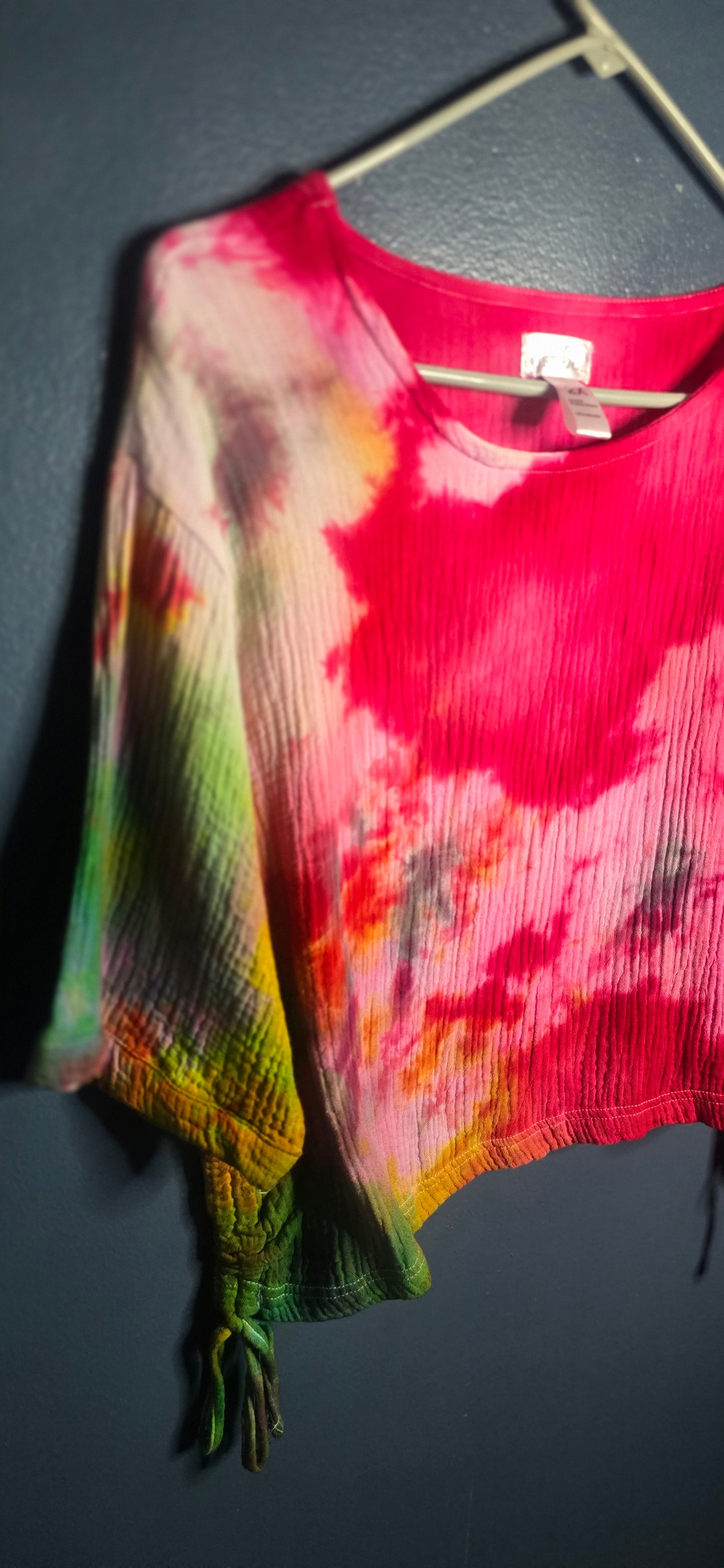 🌈 Hand-Dyed Gauze Crop Top – Size 2X