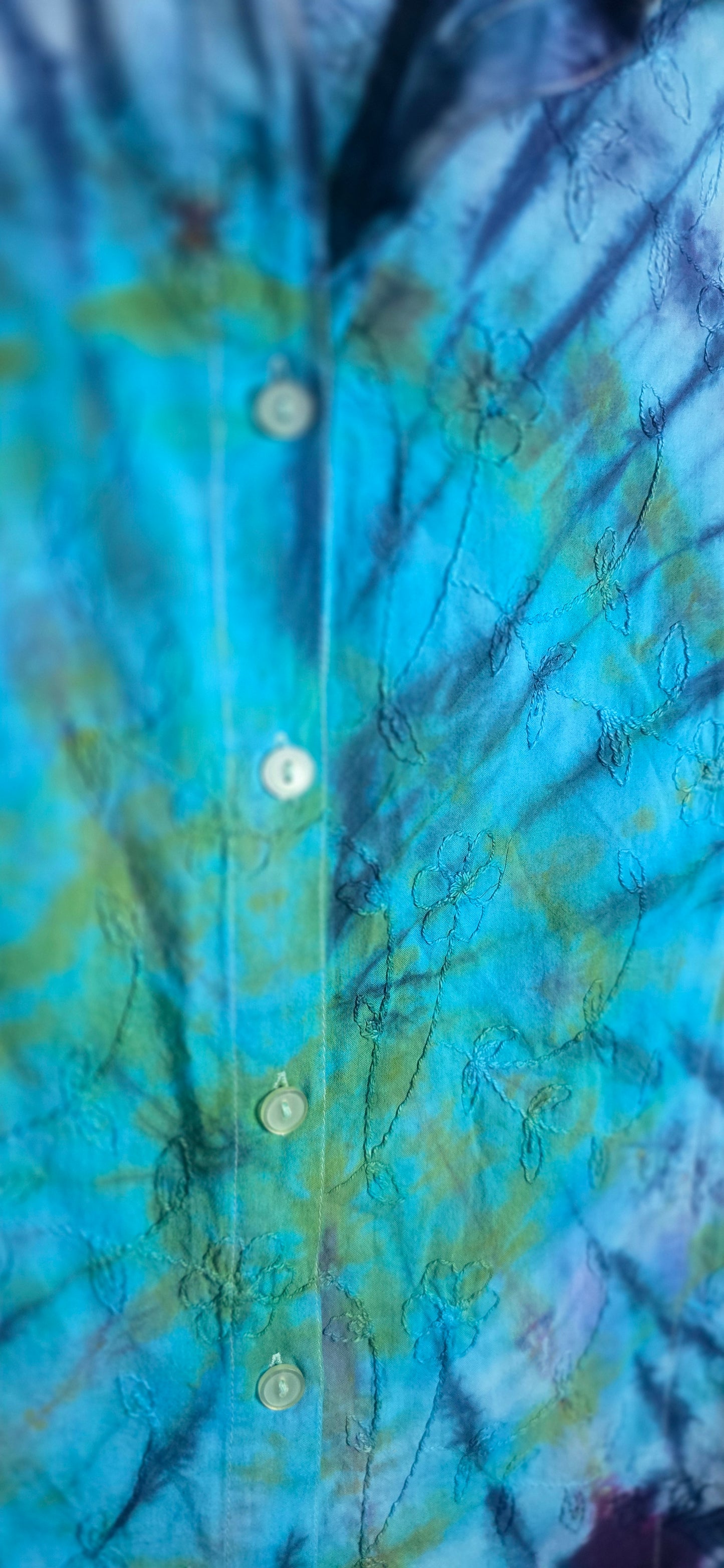 🌈 Hand-Dyed Cotton Button-Up – Size 2X