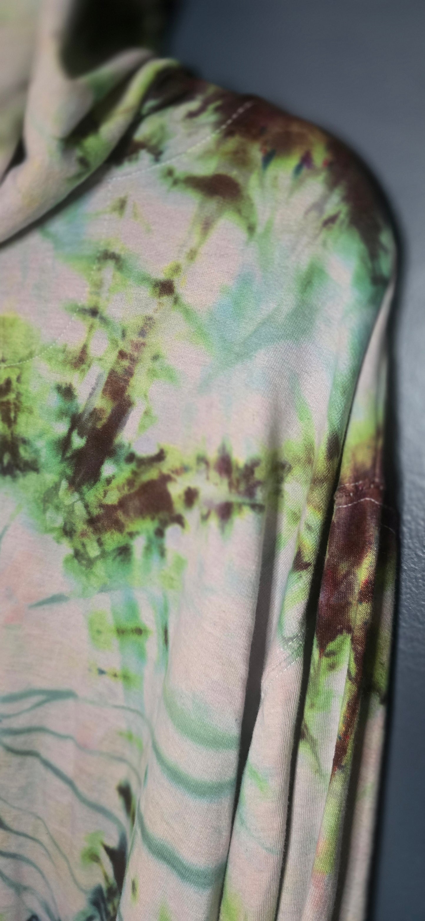 3XL – Delta Fleece Hand-Dyed Spiral Hoodie 🌿🤎