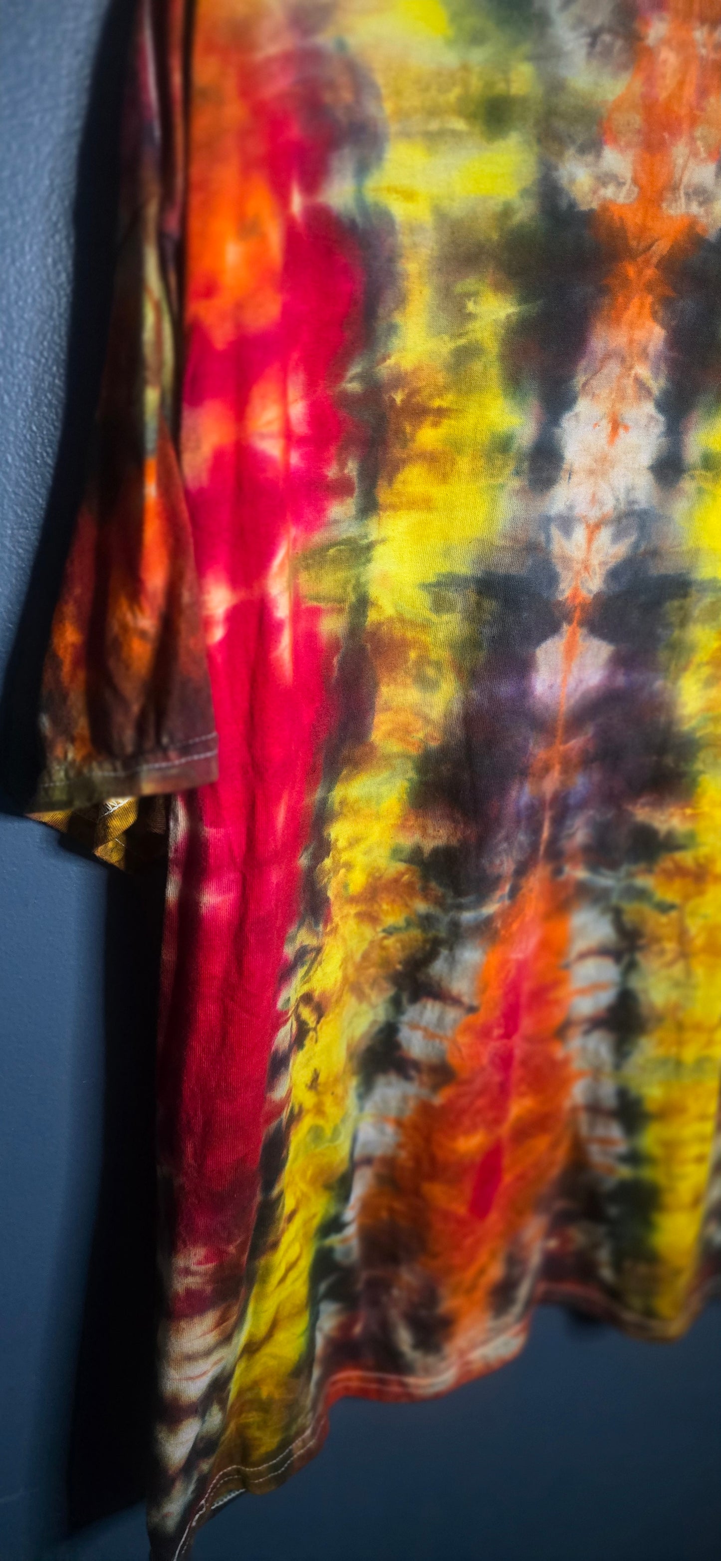 🔥🌻 Autumn Ember Spiral Tee – Gildan Heavy Cotton 2XL