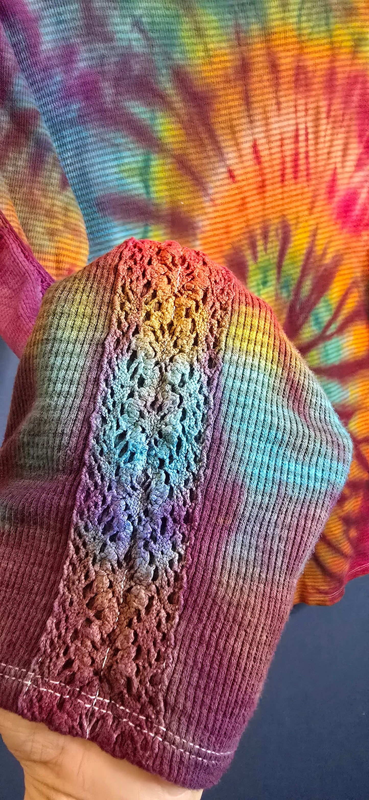 🌈 Sonoma Upcycled Tie-Dye Thermal Henley – Size Large